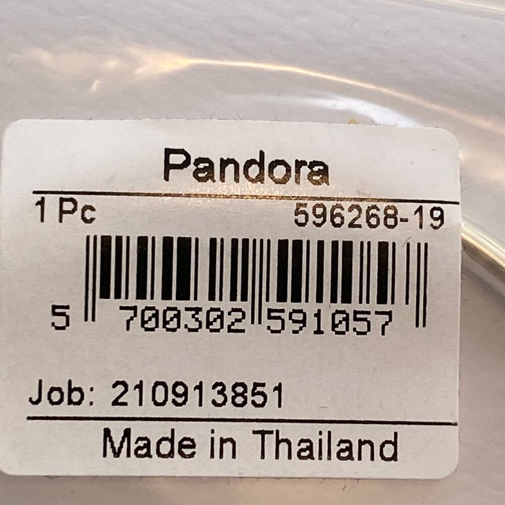 🩷Authentic Pandora 7.5  Logo Heart Clasp Bangle Sterling Silver 🩷 - Picture 6 of 6